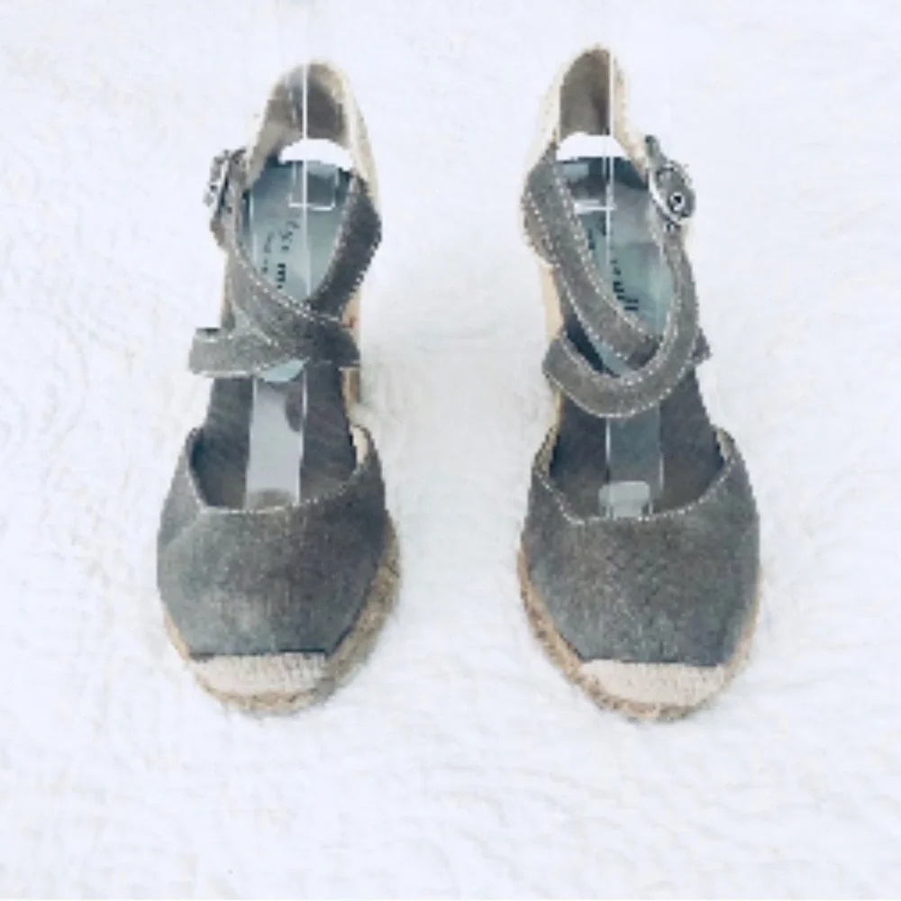 Bettye Muller Espadrille Wedge Heels size 38 made in Spain
